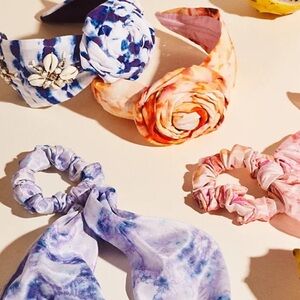 Anthropologie Namjosh shibori  rosette  seashell embellished headband